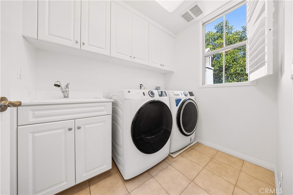 100 Blaze Property Photo 19