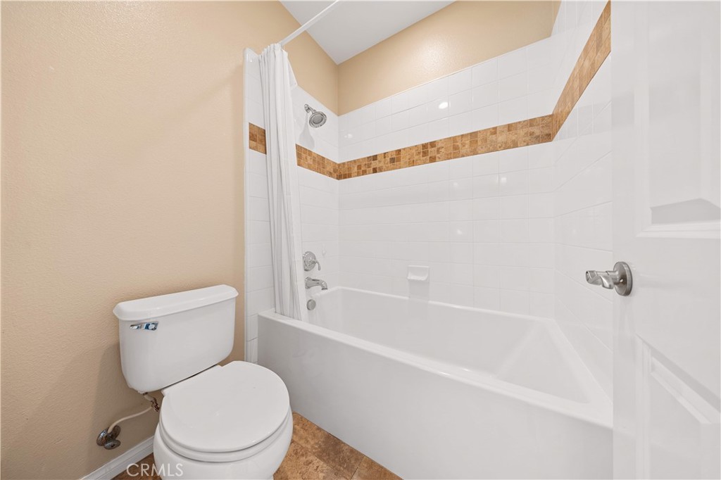 100 Blaze Property Photo 26