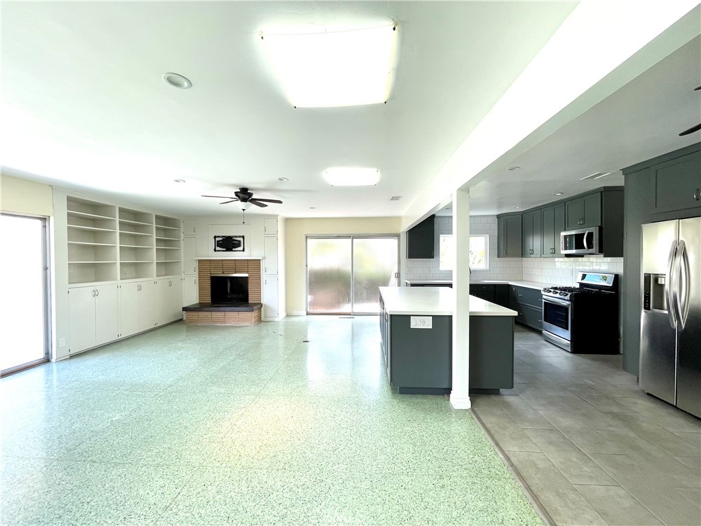 6206 Pontiac Property Photo 10