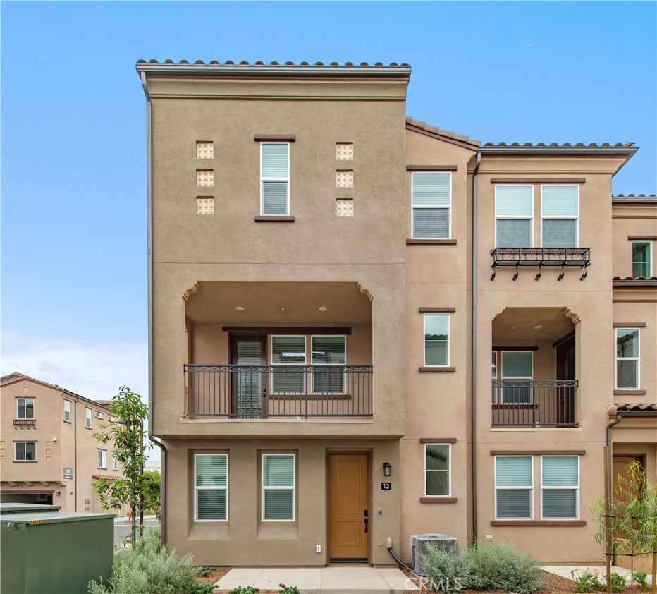 2215 W Orange Ave 12 Property Photo 1