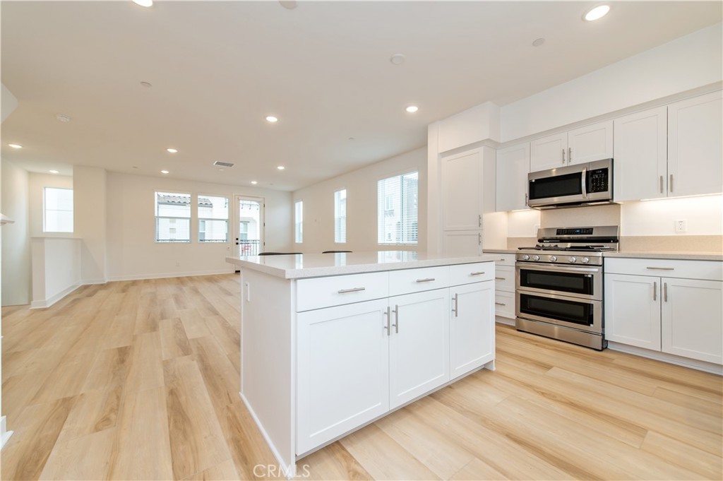 2215 W Orange Ave 12 Property Photo 16