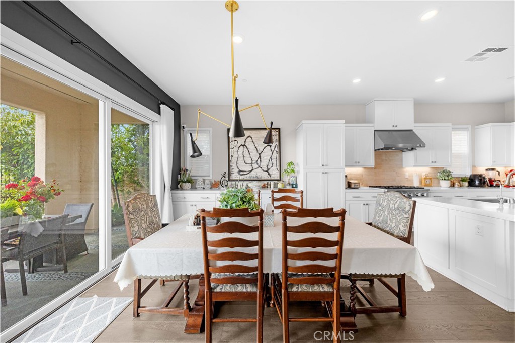 545 Serrano Summit Drive Property Photo 10