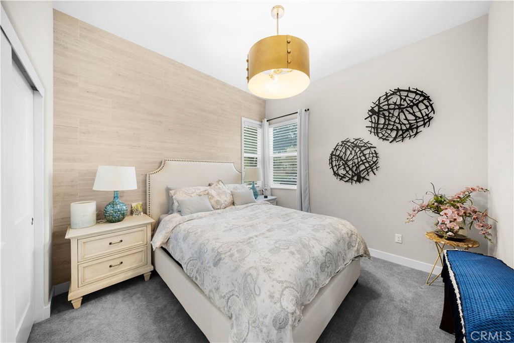 545 Serrano Summit Drive Property Photo 16