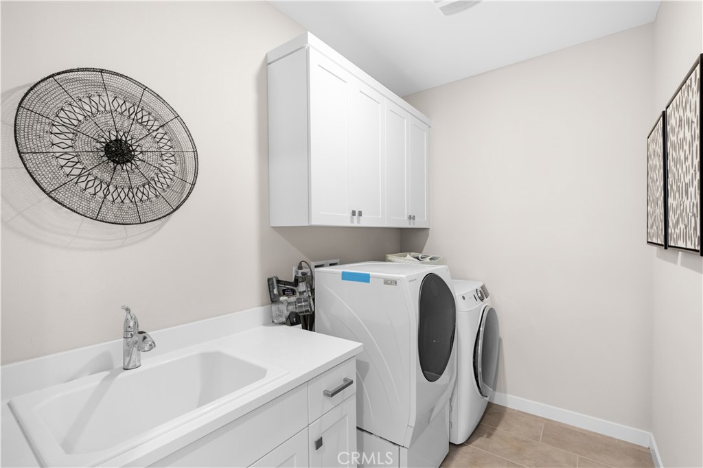 545 Serrano Summit Drive Property Photo 37