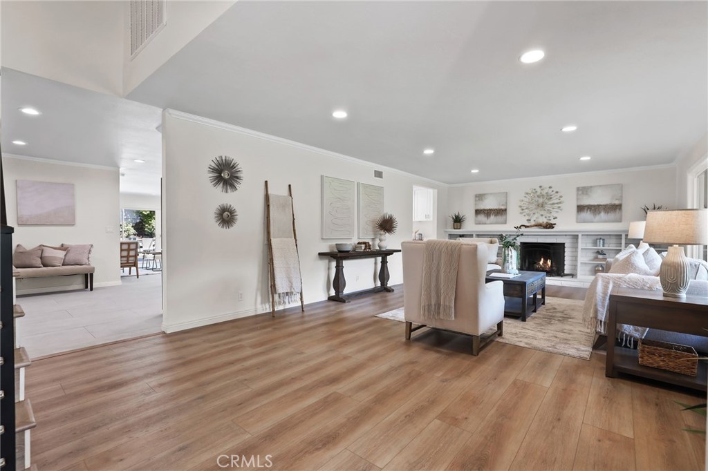 19201 Barrett Lane Property Photo 6