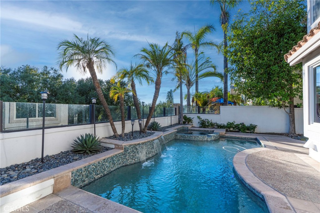 27090 South Ridge Property Photo 6