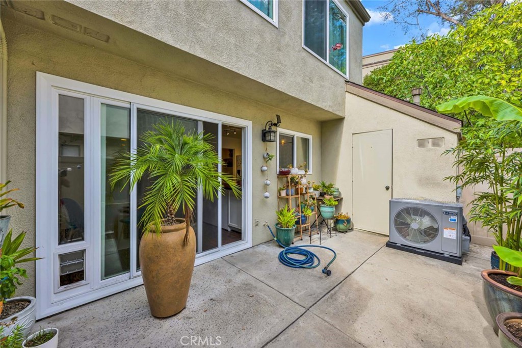 177 N Singingwood Street 22 Property Photo 18