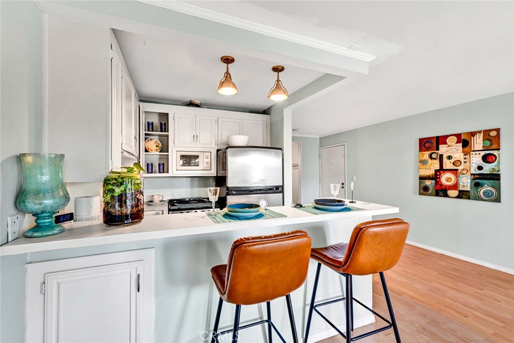 500 Cagney Lane 103 Property Photo 8