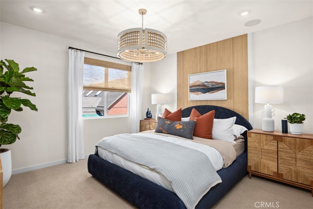 7022 Solara Way Property Photo 12