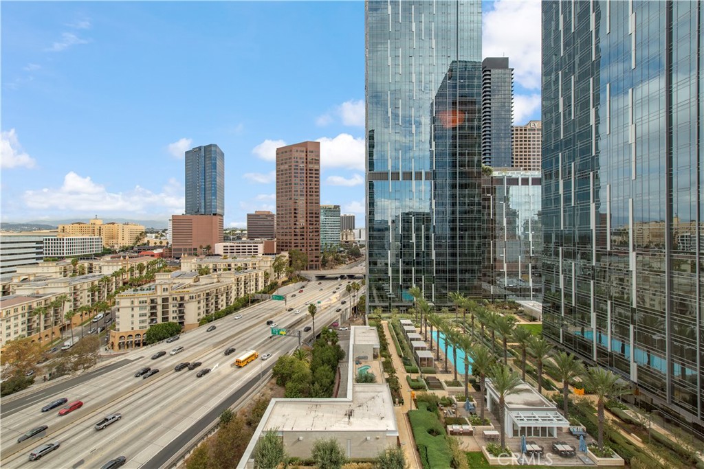 889 Francisco 1911 Property Photo 1