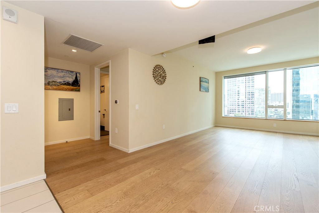 889 Francisco 1911 Property Photo 6