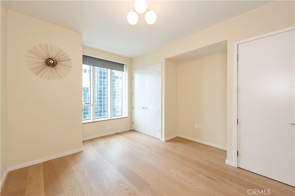 889 Francisco 1911 Property Photo 15