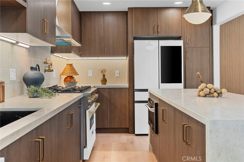 439 Normandy Property Photo 11