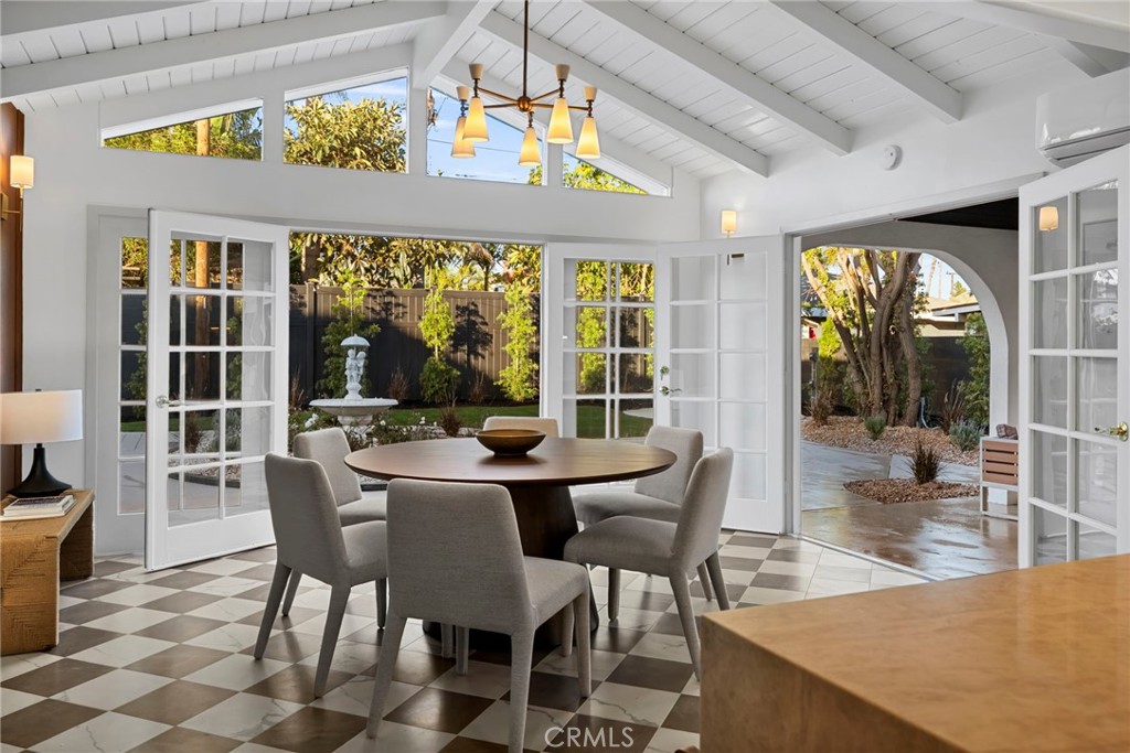 439 Normandy Property Photo 12