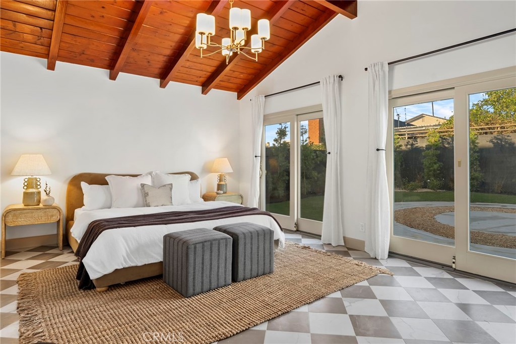 439 Normandy Property Photo 16