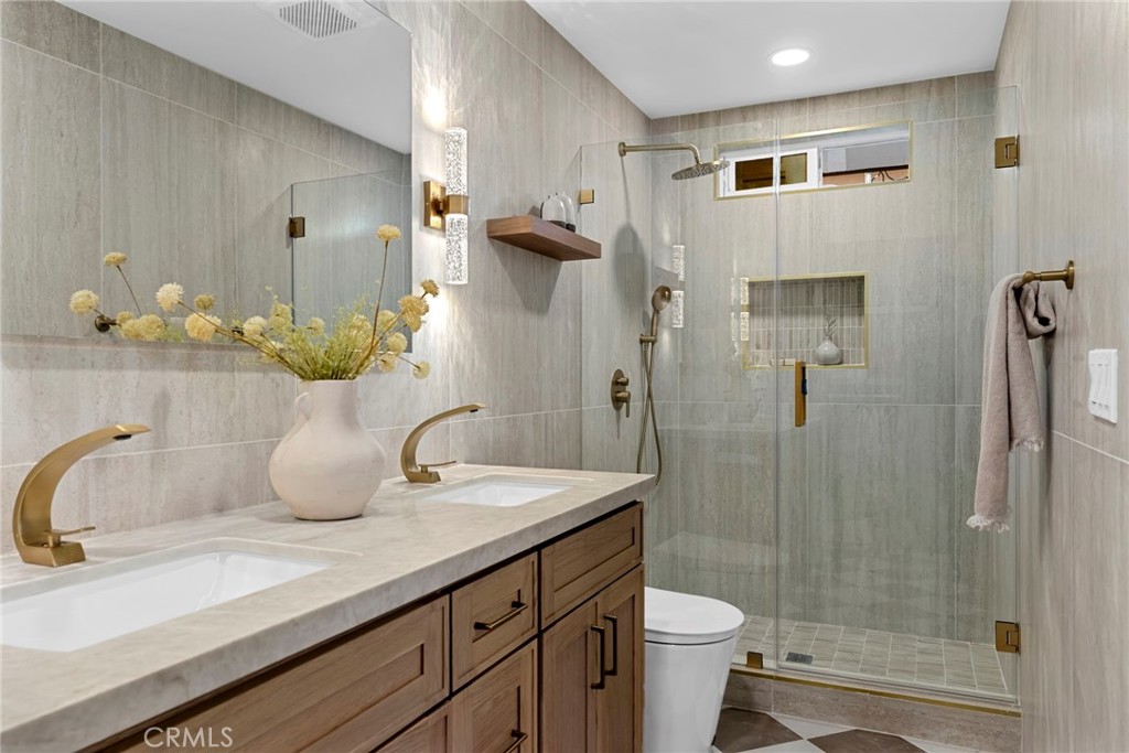 439 Normandy Property Photo 20