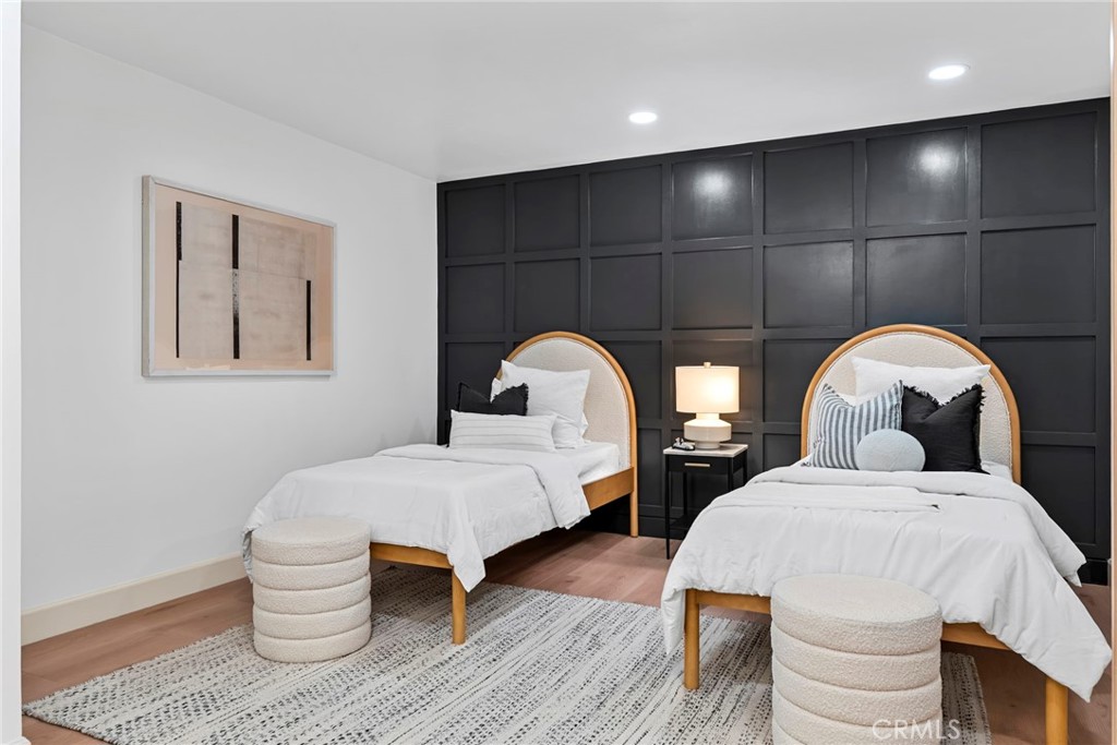 439 Normandy Property Photo 29