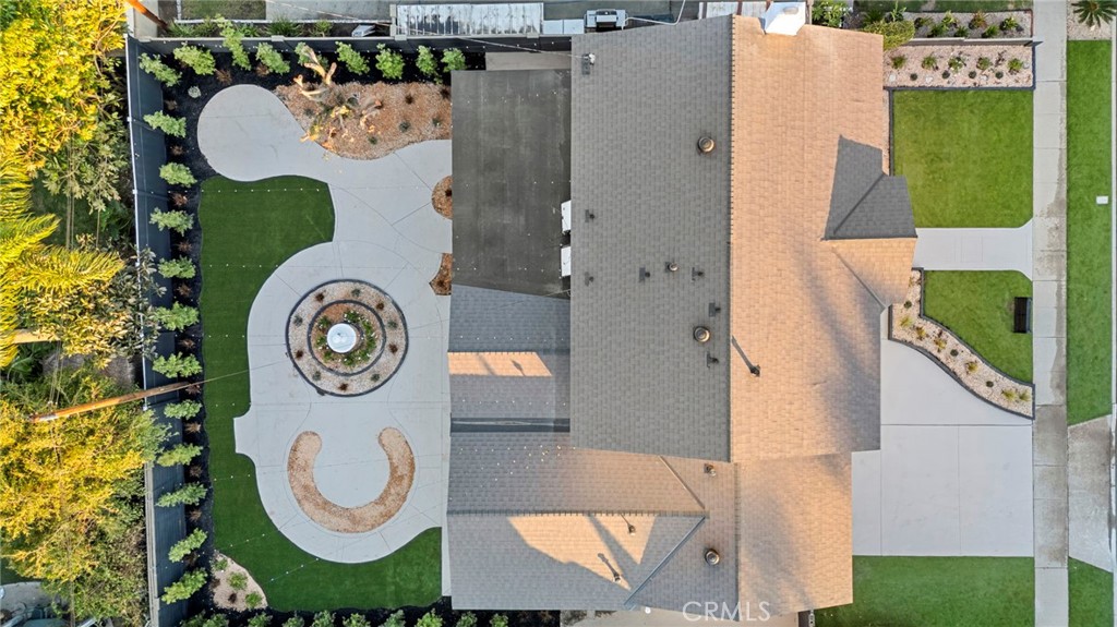 439 Normandy Property Photo 35