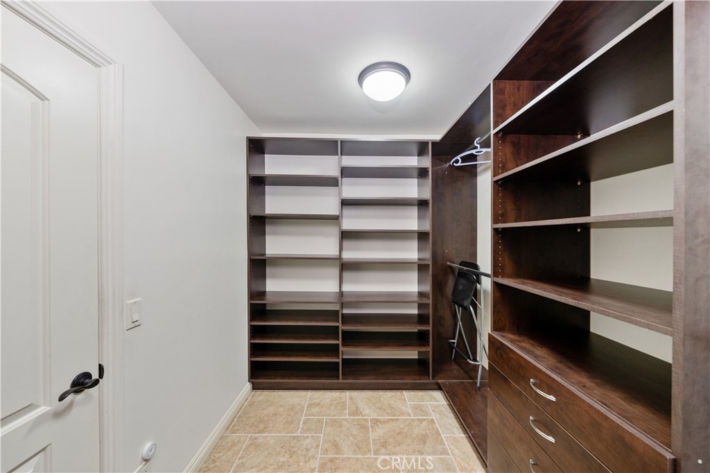 2047 Carolwood Property Photo 22