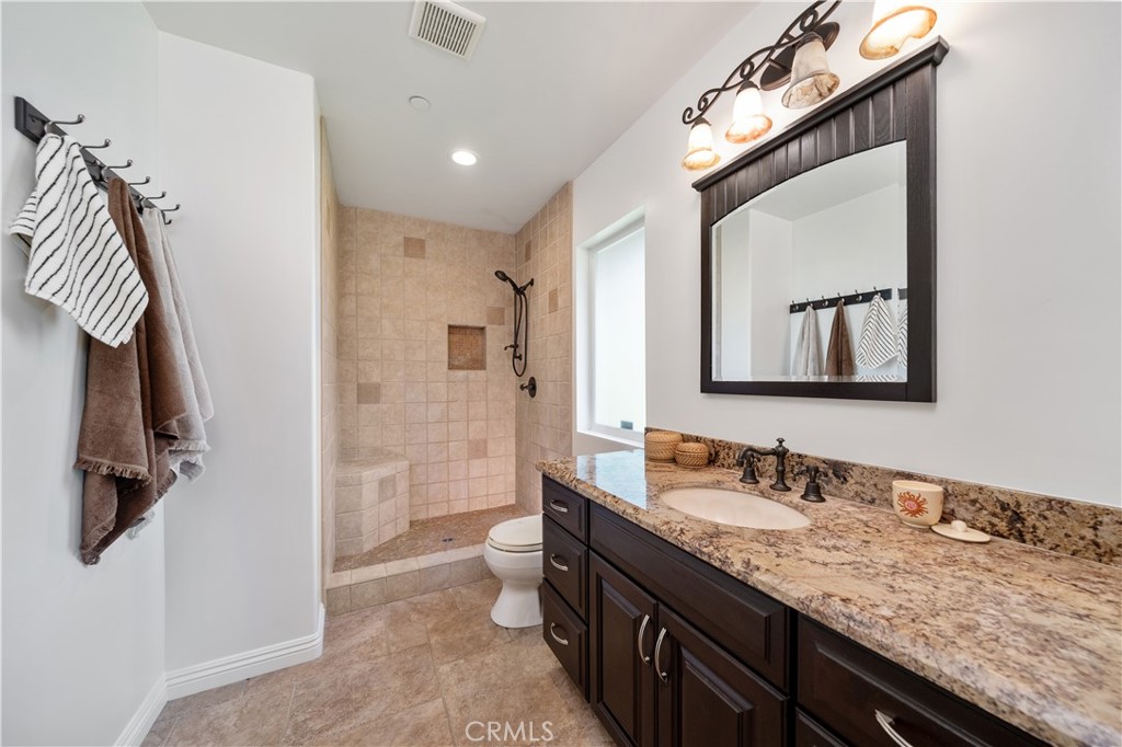 2047 Carolwood Property Photo 25