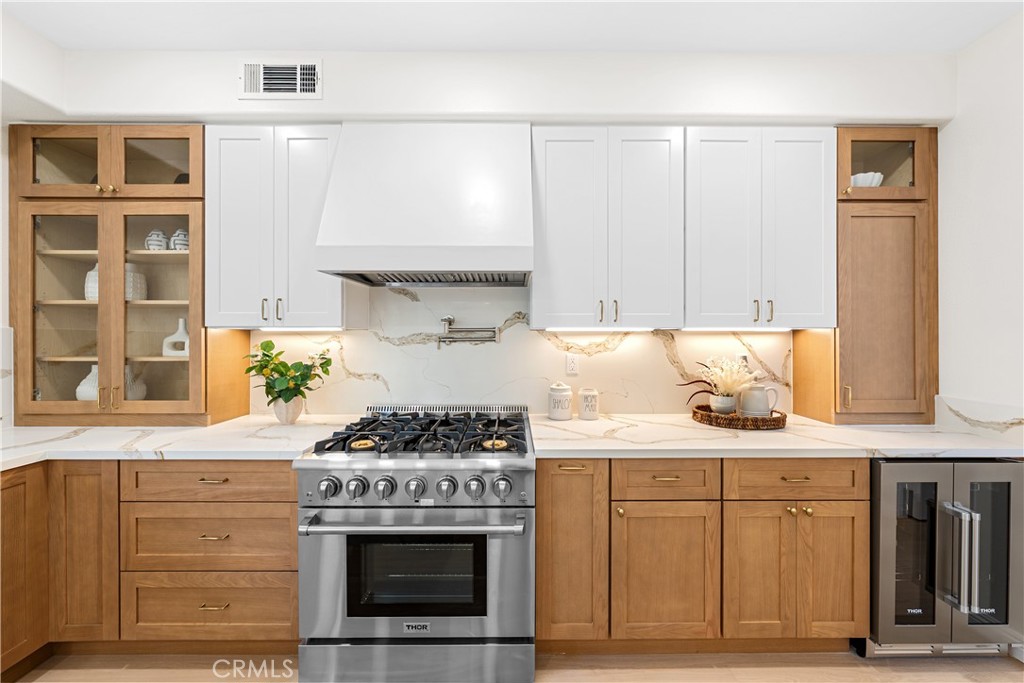 15 Lyon Ridge Property Photo 8