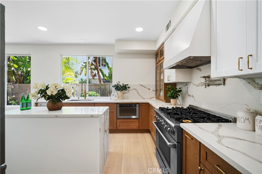 15 Lyon Ridge Property Photo 9