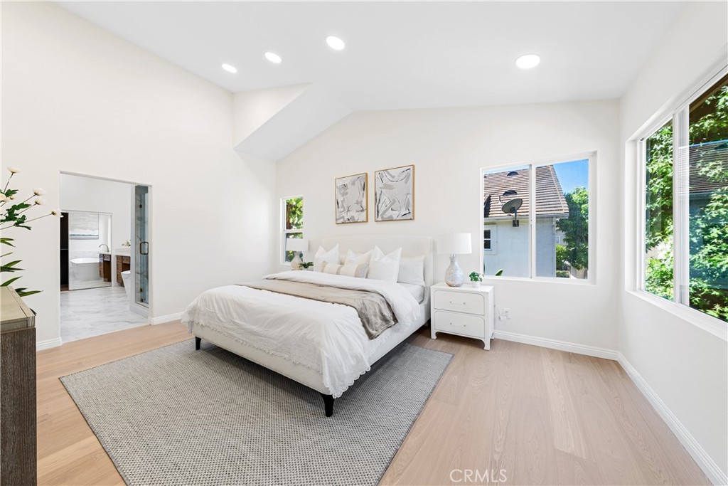 15 Lyon Ridge Property Photo 18