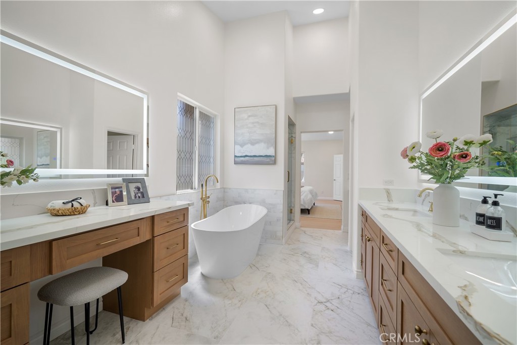 15 Lyon Ridge Property Photo 20