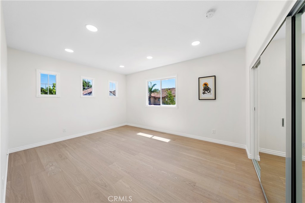 15 Lyon Ridge Property Photo 24