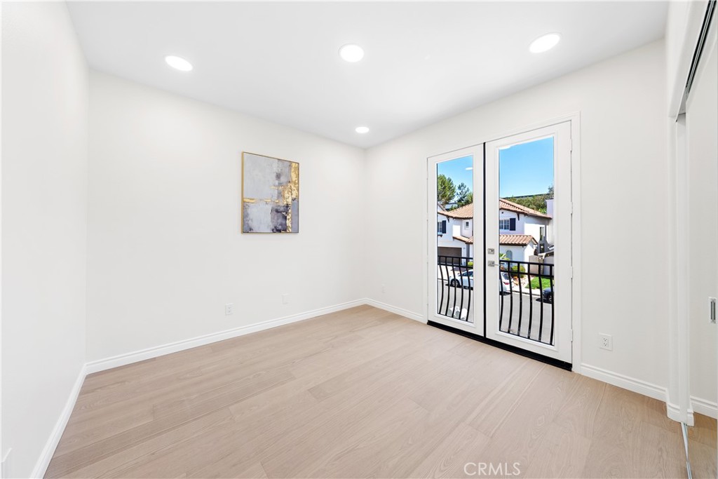 15 Lyon Ridge Property Photo 27