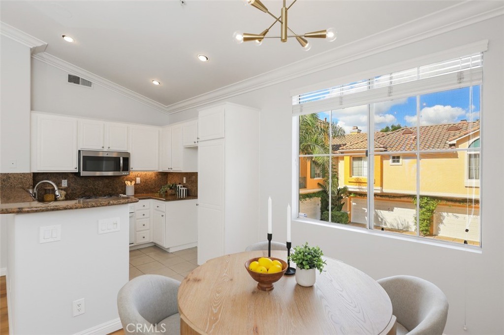 802 Marinella Aisle Property Photo 5