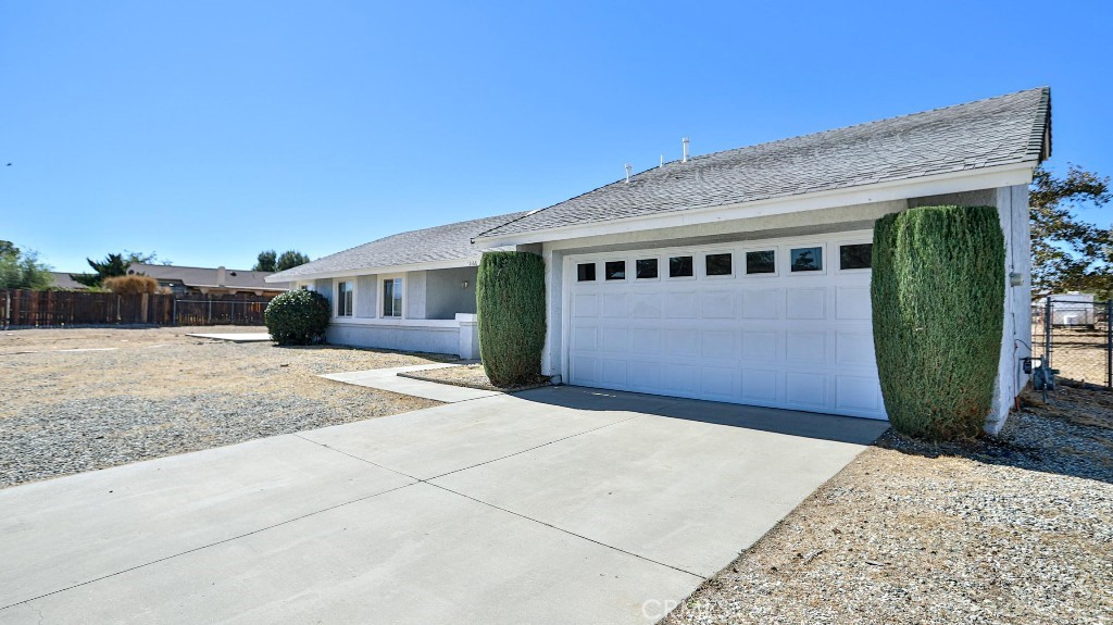 12668 Galaxy Street Property Photo 4