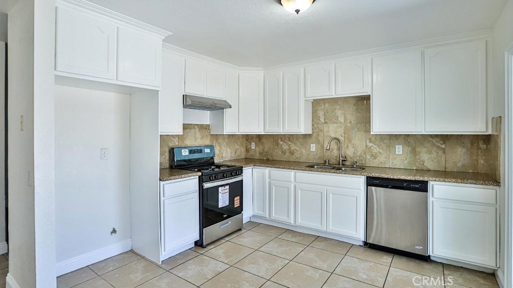 12668 Galaxy Street Property Photo 11