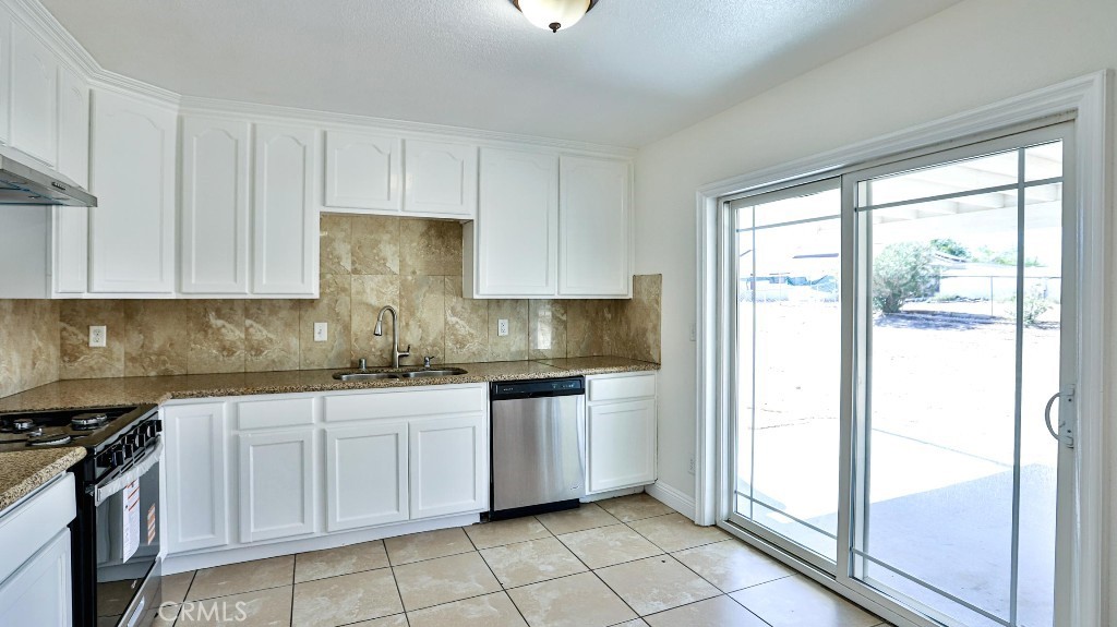 12668 Galaxy Street Property Photo 14