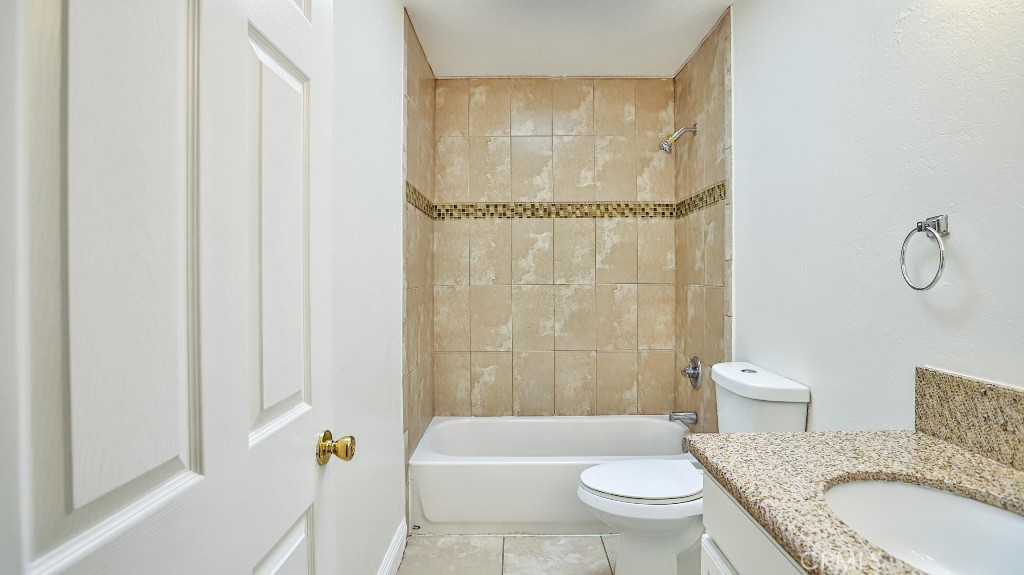 12668 Galaxy Street Property Photo 17