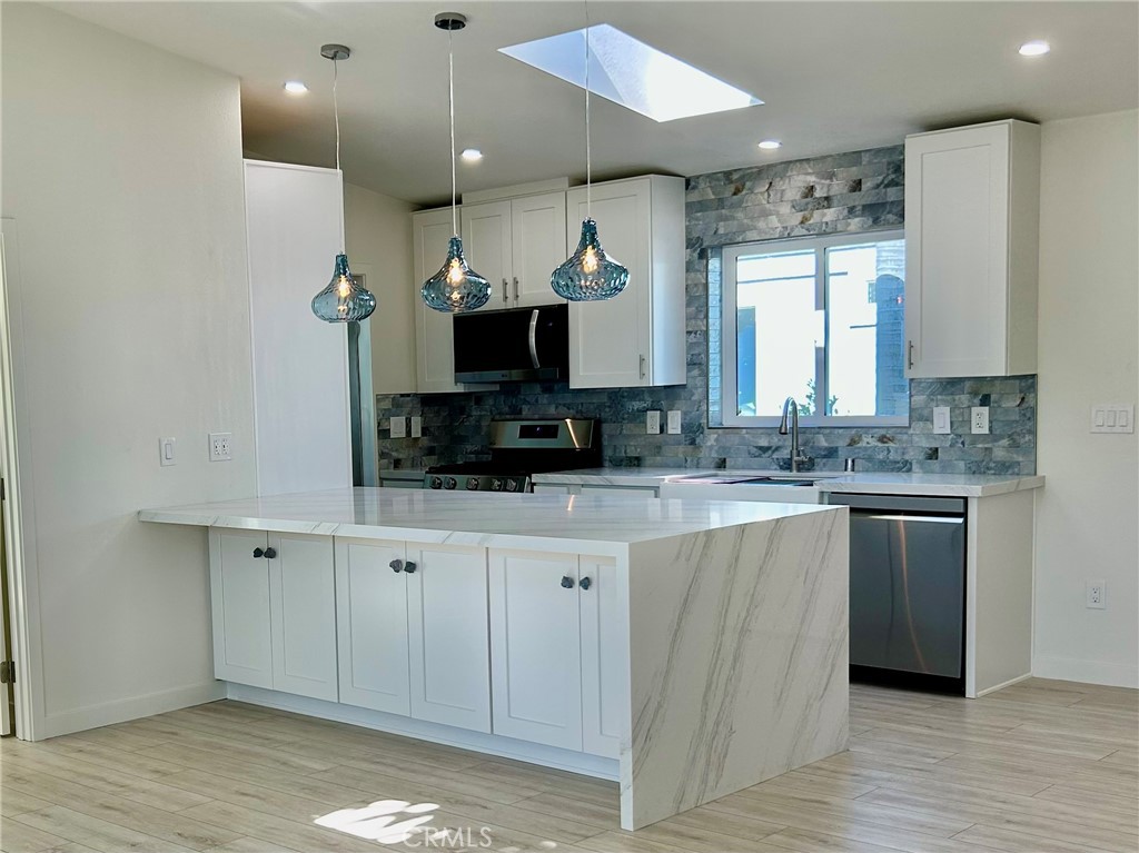 205 Tremont Dr Property Photo 1