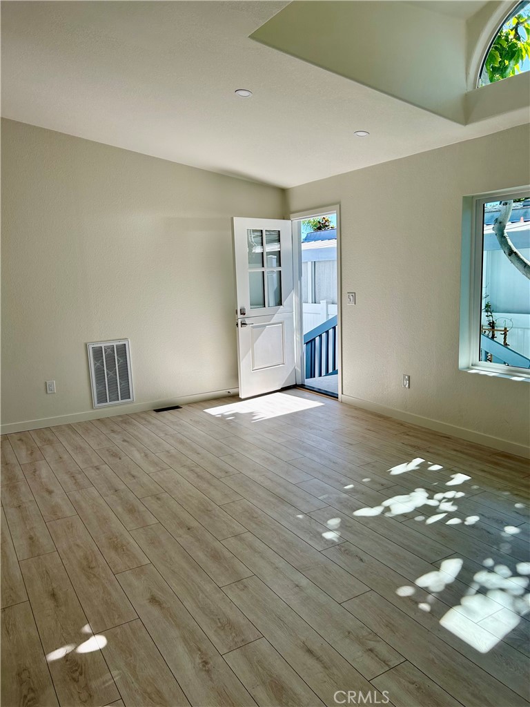 205 Tremont Dr Property Photo 5