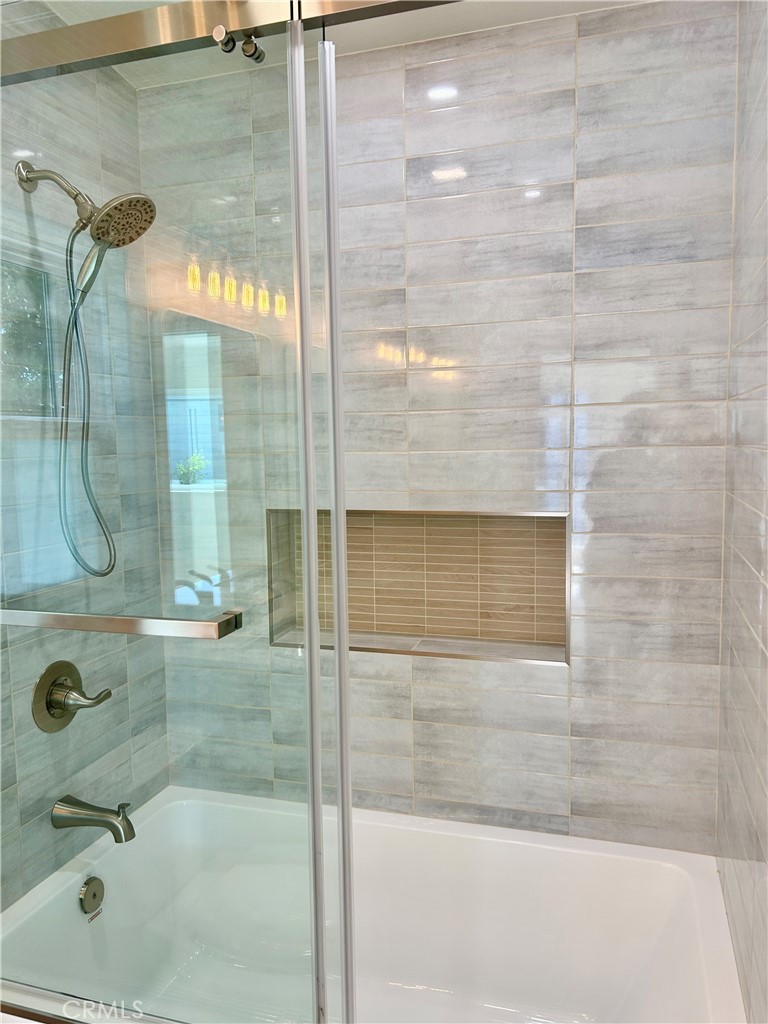 205 Tremont Dr Property Photo 8