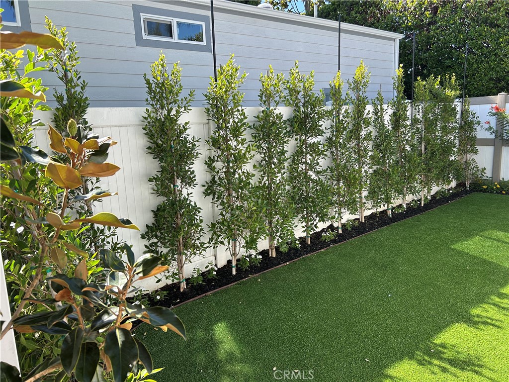 205 Tremont Dr Property Photo 17