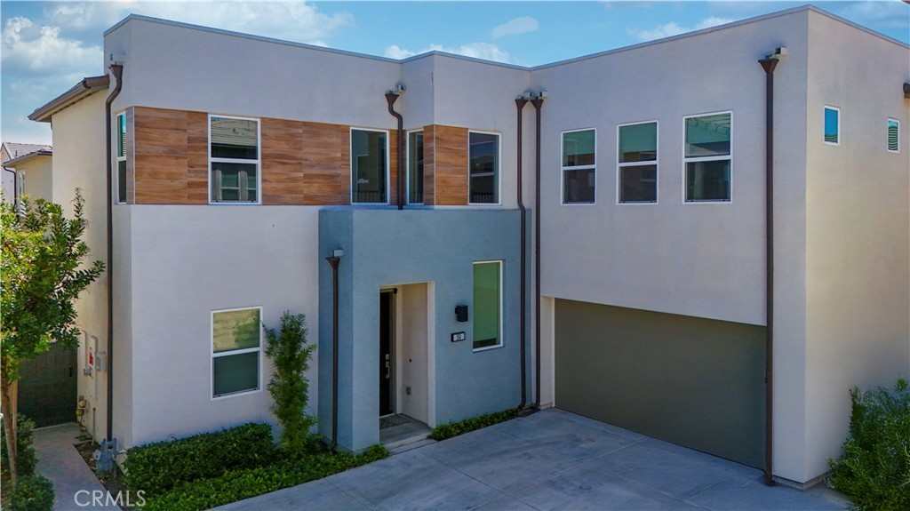 150 Holliston Property Photo 2