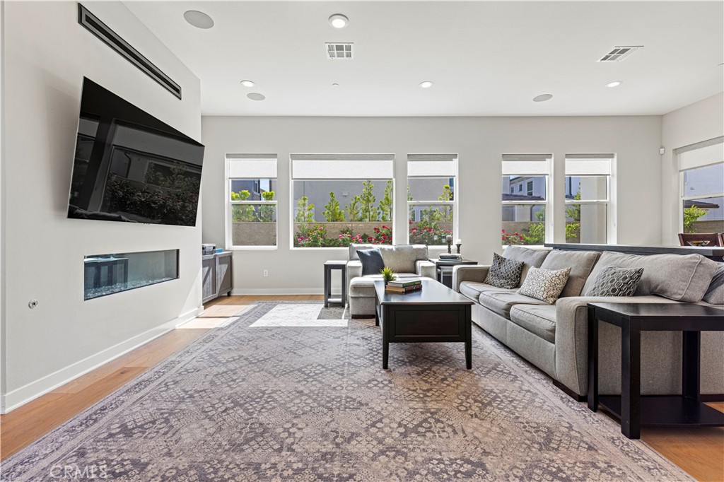 150 Holliston Property Photo 10