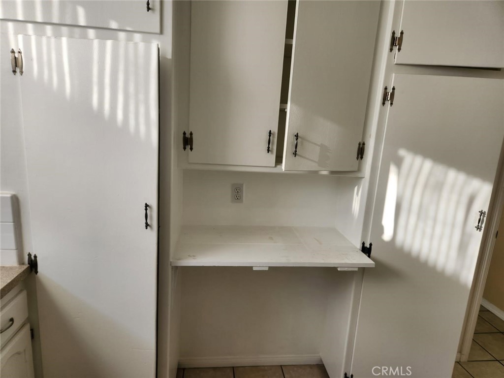 15718 Larch Avenue Property Photo 7