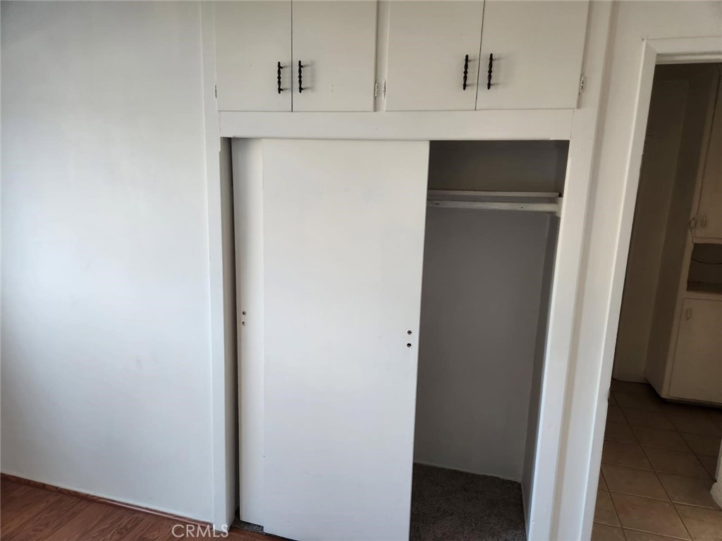 15718 Larch Avenue Property Photo 8