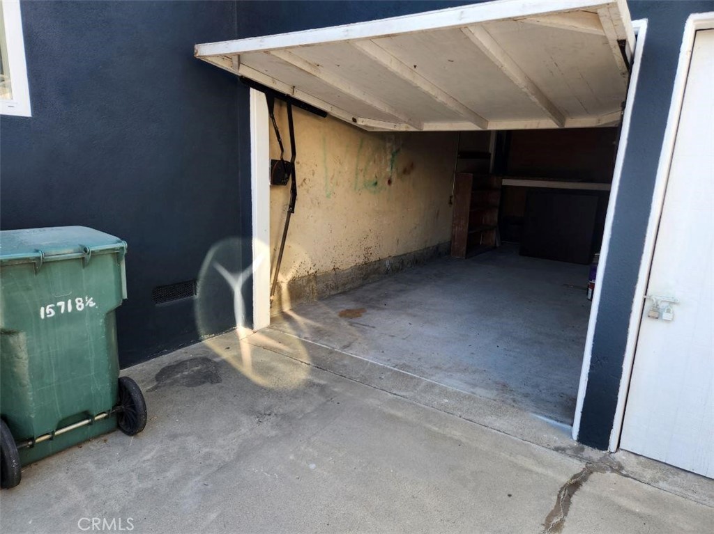 15718 Larch Avenue Property Photo 18