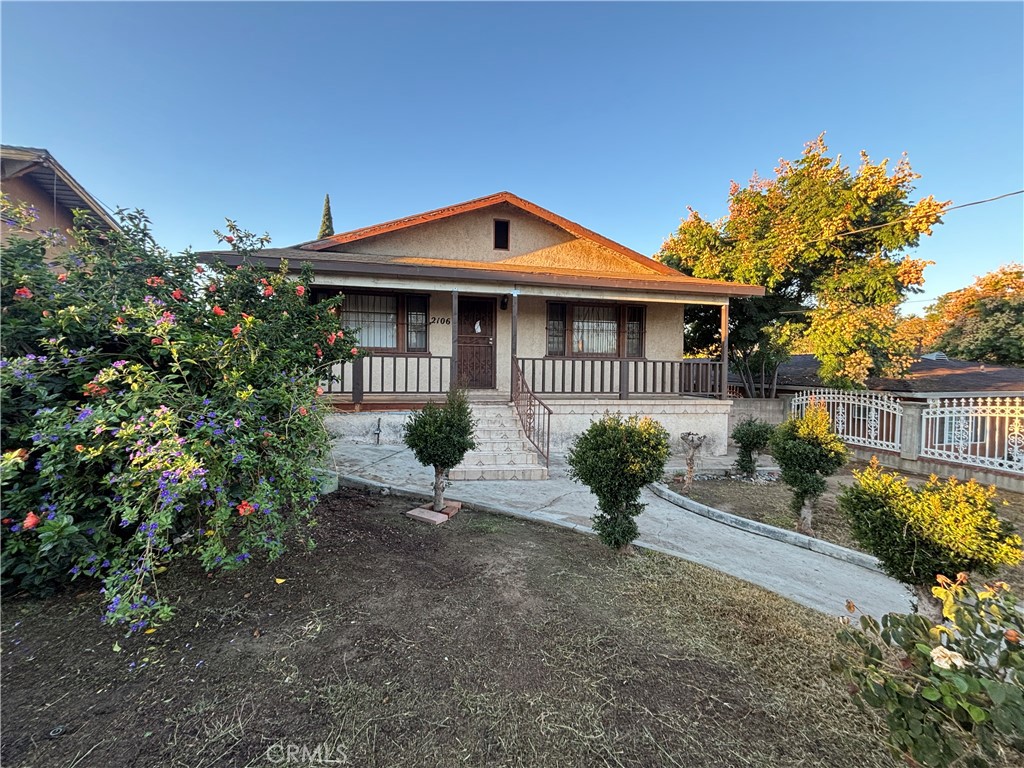 2106 Sheridan Property Photo 2