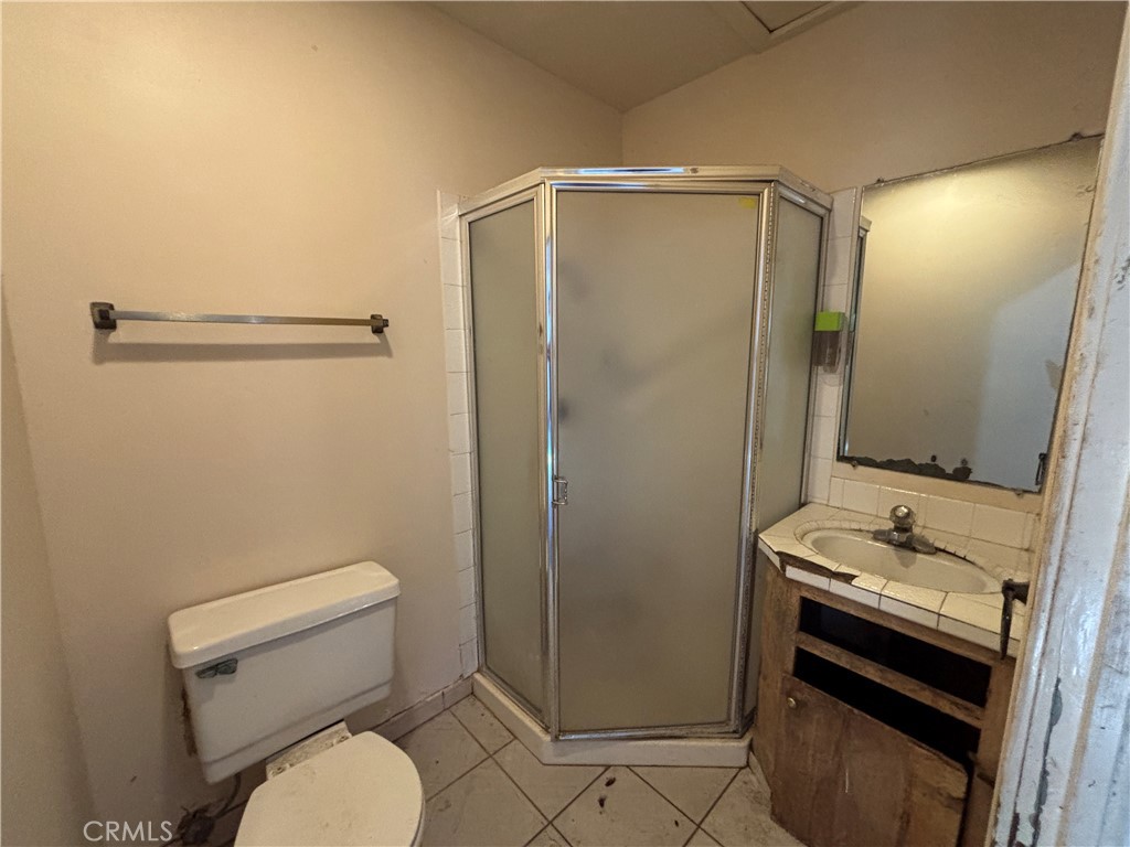 2106 Sheridan Property Photo 17