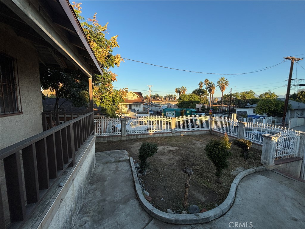 2106 Sheridan Property Photo 23