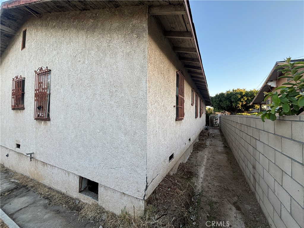 2106 Sheridan Property Photo 27