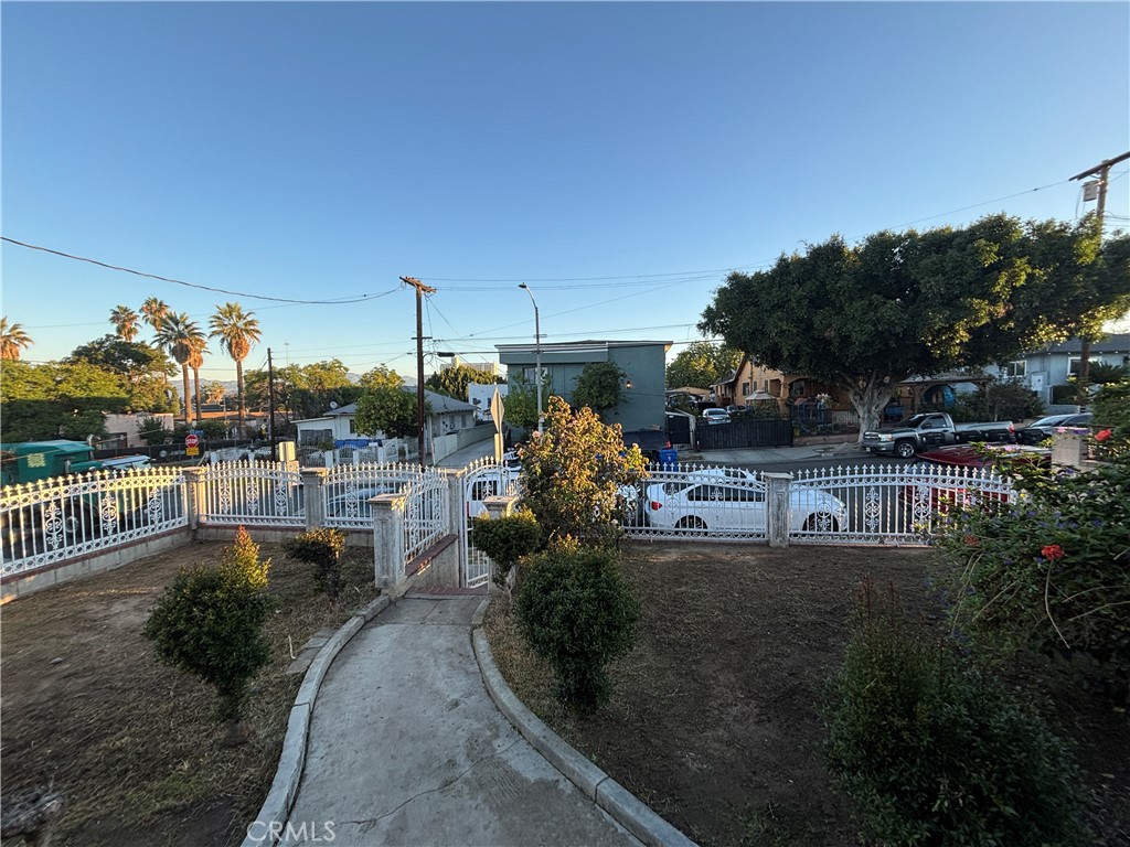 2106 Sheridan Property Photo 28