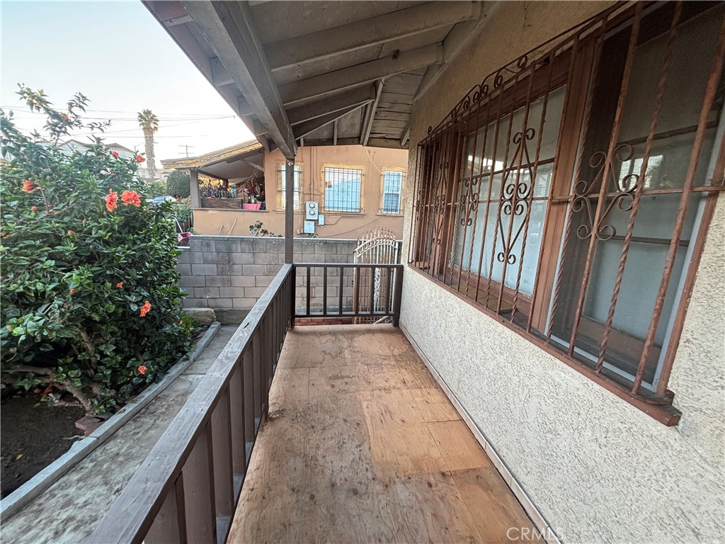 2106 Sheridan Property Photo 31